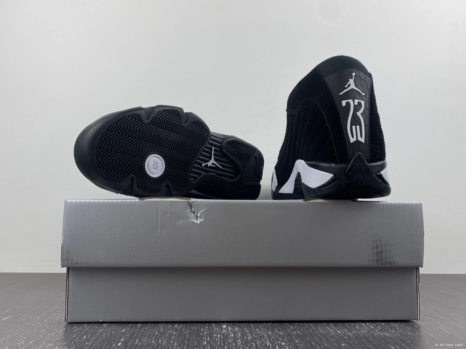 Red University Jordan 487471-016 Black Air White 14 1018